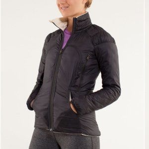 Lululemon Run Turn Around Jacket